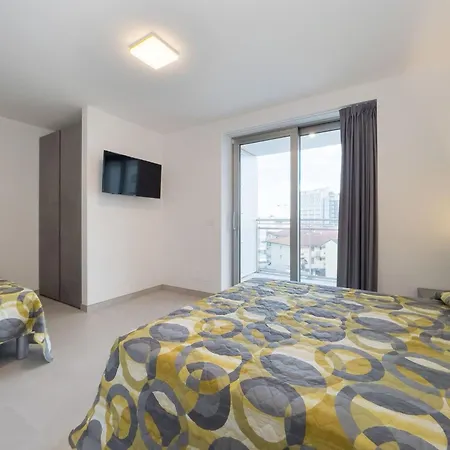 Nashira-2 By Interhome Апартаменты Линьяно-Саббьядоро